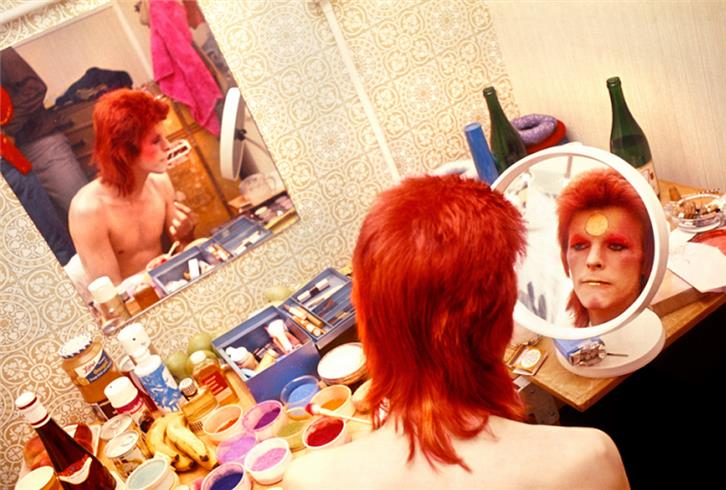 David Bowie, Dressing Room Mirror, Scotland, 1973, photographed by Mick Rock.