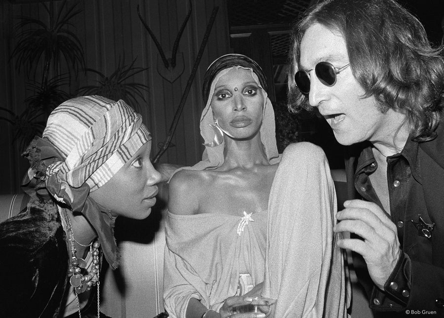 Donyale Luna and John Lennon. Hippopotamus Club, NYC, 1974, photographed by Bob Gruen.