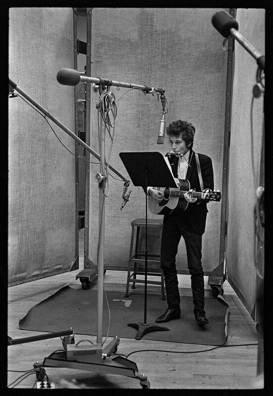 Bob Dylan, recording "Bringing It All Back Home", wide angle, New York City, 1965 (4)