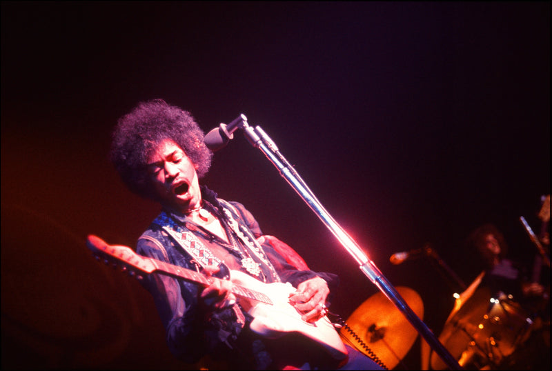 Jimi Hendrix, Winterland, San Francisco, 1968, photographed by Allan Tannenbaum.