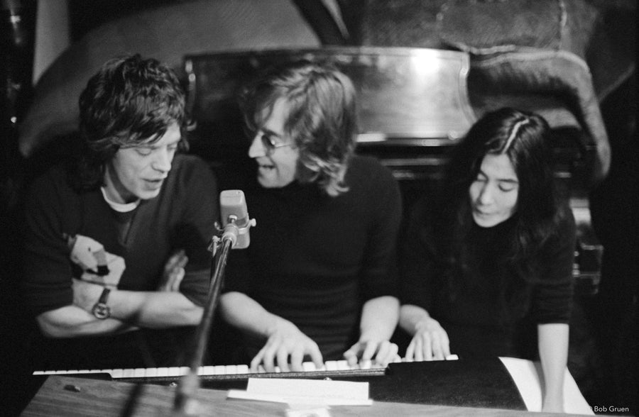 Mick Jagger, John Lennon and Yoko Ono looking at each other, New York City, 1972, photographed by Bob Gruen.