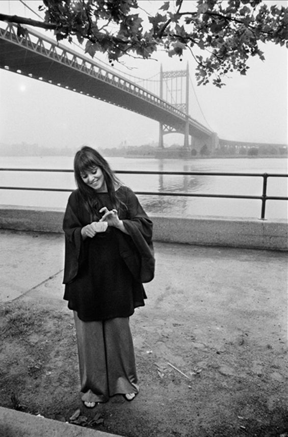 Melanie Safka, New York City, 1969