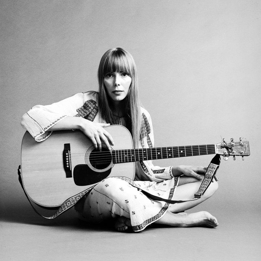 Joni Mitchell - sitting with Guitar, 1968