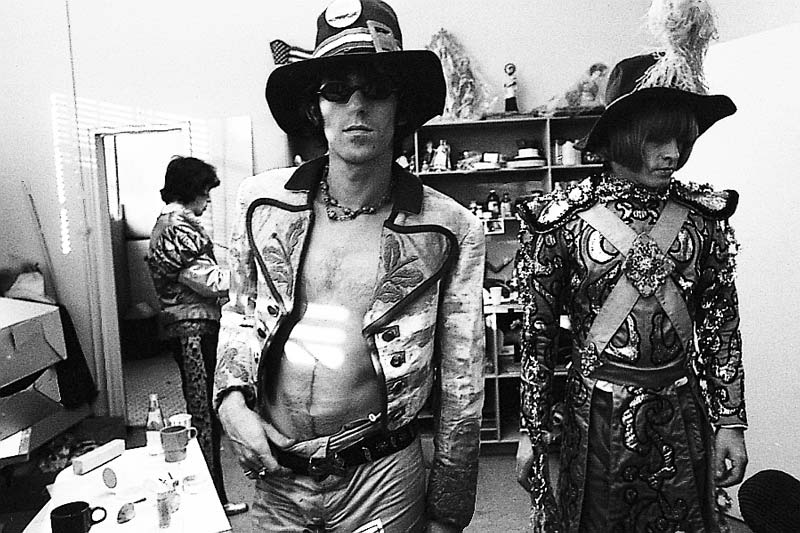Keith Richards and Brian Jones backstage at the Their Satanic Majesties Request photoshoot, New York, photographed by Michael Cooper, 1967.