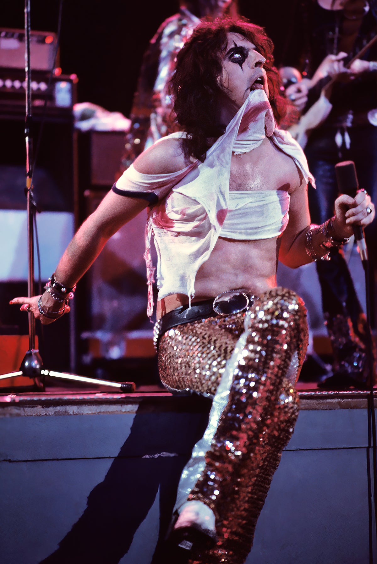 Alice Cooper, On Stage, 1972 — photograph by Lynn Goldsmith