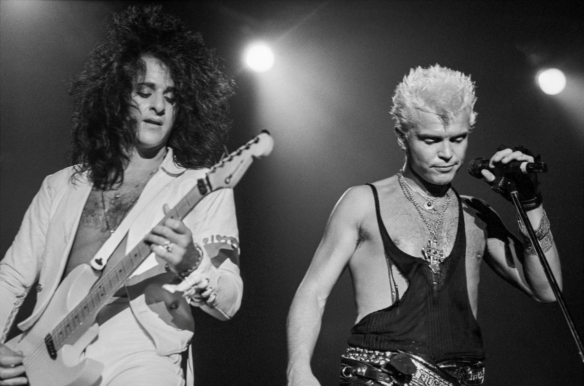 Billy Idol and Steve Stevens, On Stage, 1987 — photograph by Lynn Goldsmith