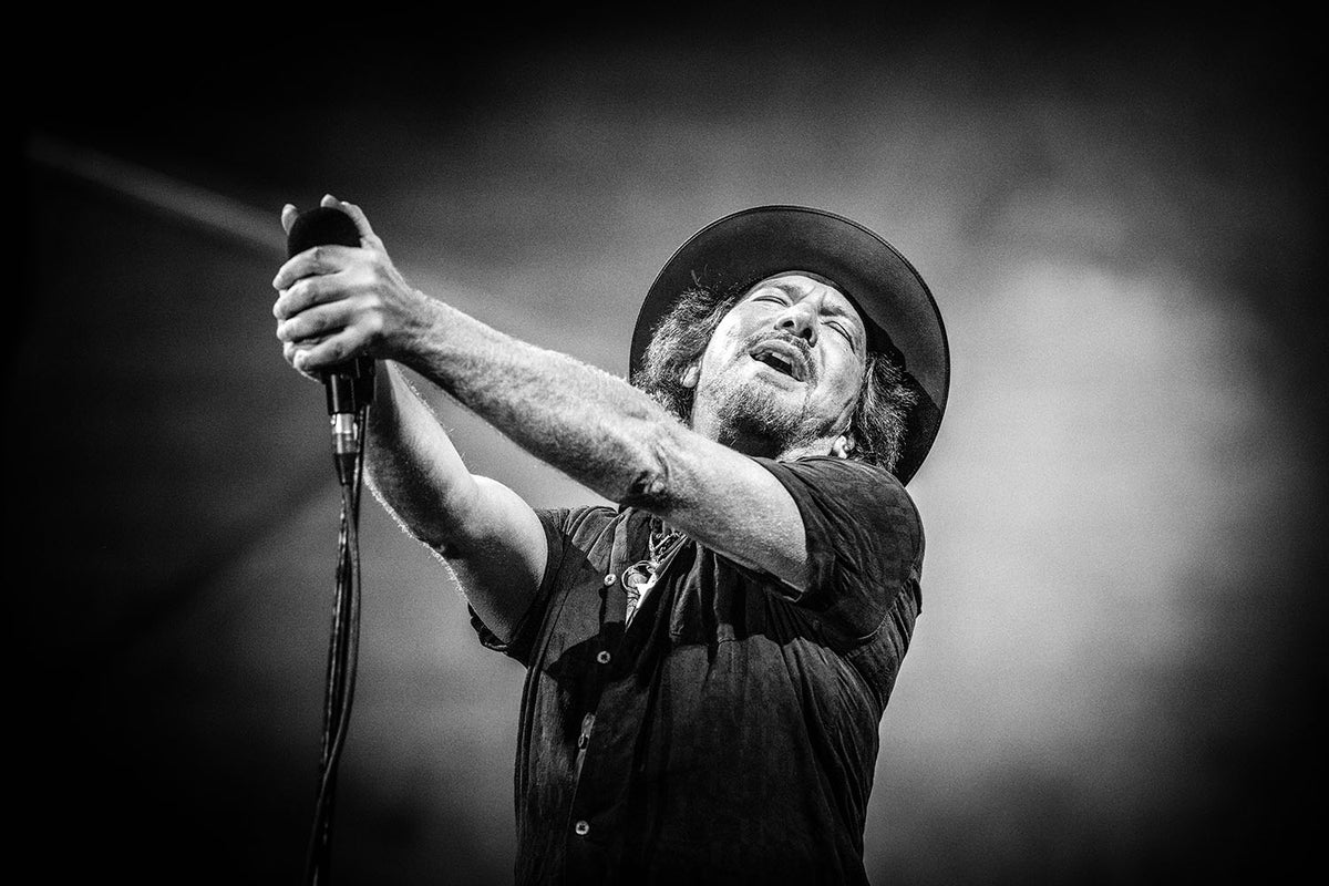 Eddie Vedder singing with head tilted back at Ohana Festival, Dana Point, California, 2026, photographed by Jérôme Brunet.