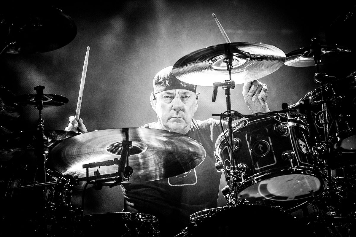 Neil Peart at SAP Center, San Jose, California, 2015, photographed by Jérôme Brunet.