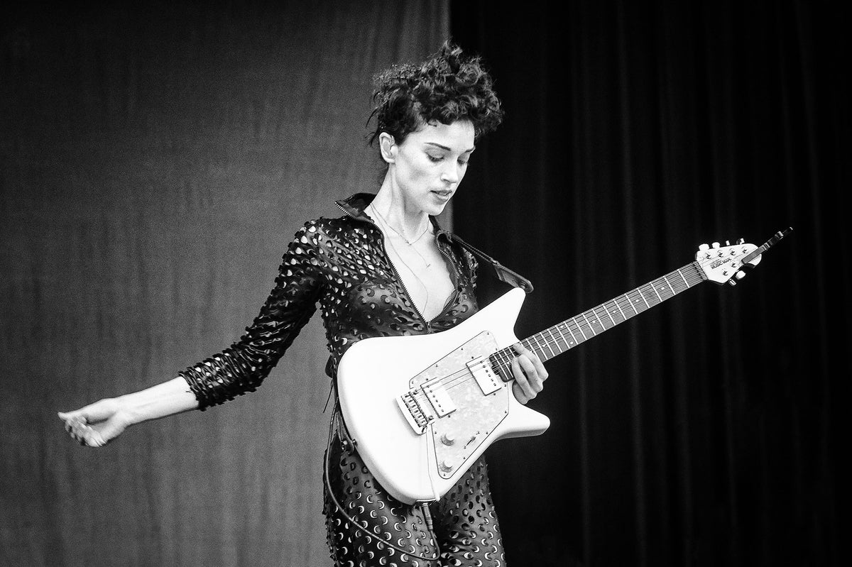 St. Vincent, San Francisco, California, 2015, photographed by Jérôme Brunet.
