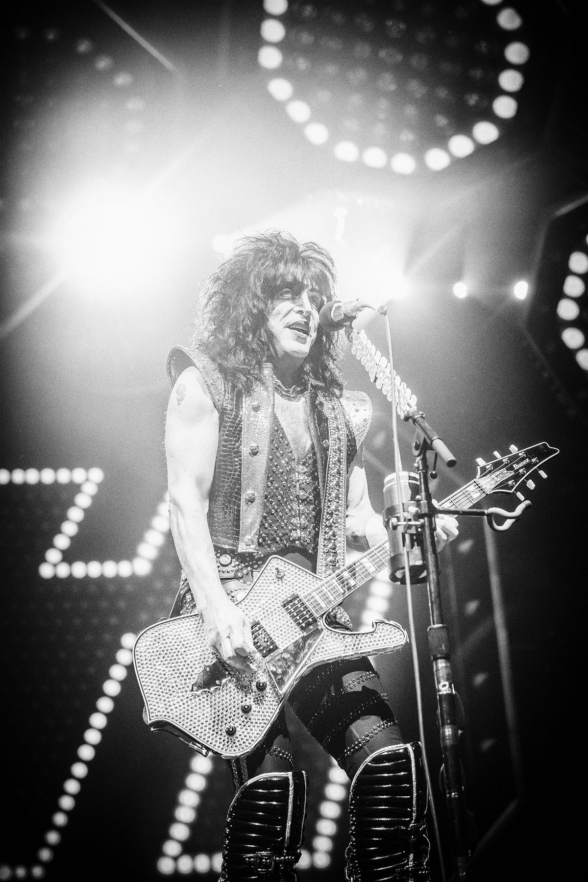 Paul Stanley at T-Mobile Arena, Las Vegas, Nevada, 2019, photographed by Jérôme Brunet.