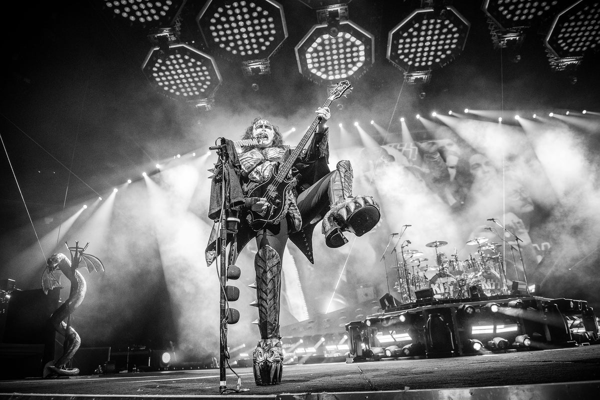 Gene Simmons on stage under the light rig at T-Mobile Arena, Las Vegas, Nevada, 2019, photographed by Jérôme Brunet.