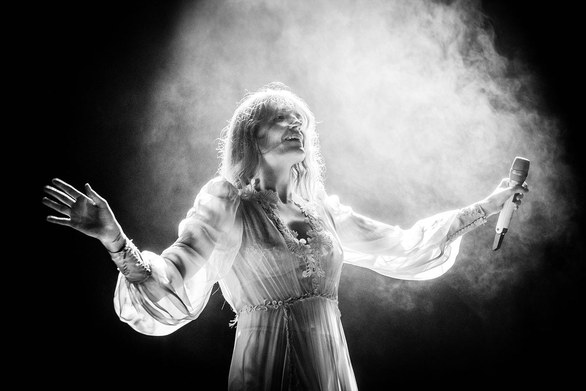 Florence Welch at Outside Lands, San Francisco, California, 2018, photographed by Jérôme Brunet.