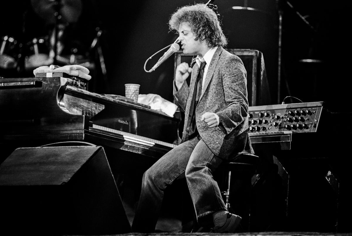 Billy Joel, 1980 — photograph by Lynn Goldsmith