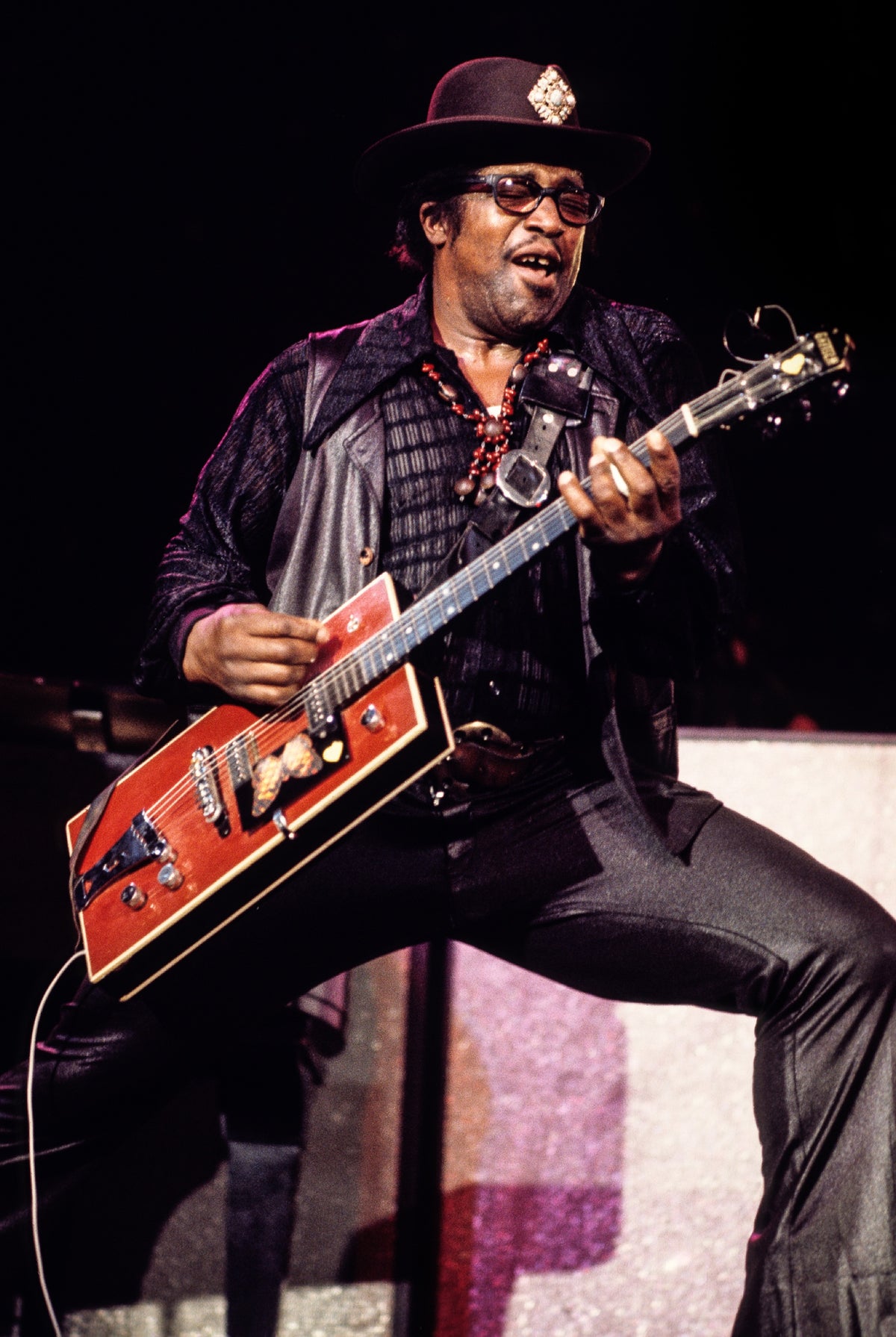 Bo Diddley, 1974 — photograph by Lynn Goldsmith