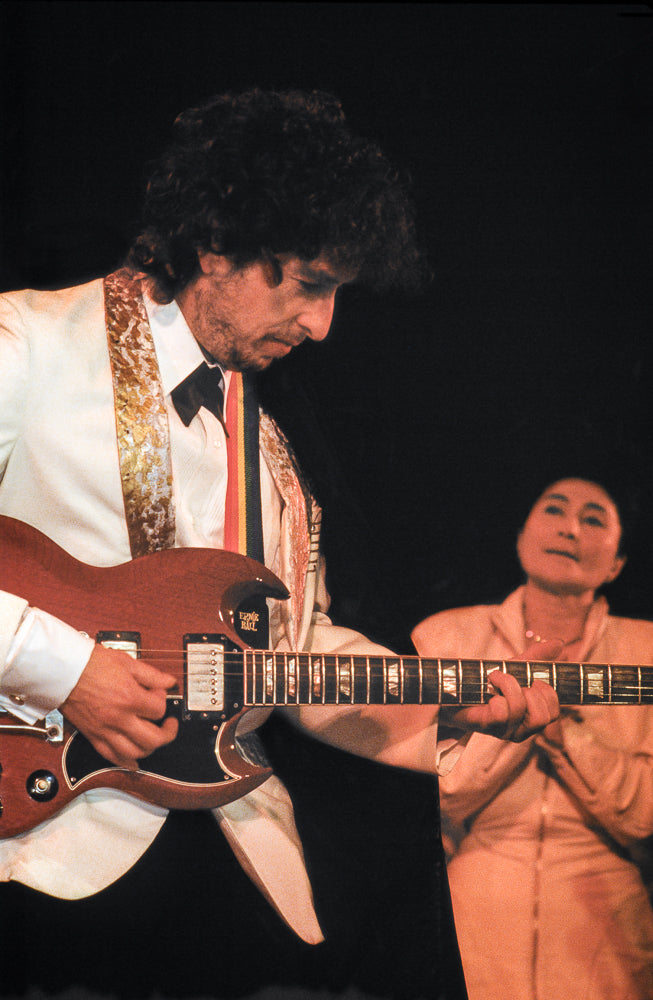 Bob Dylan and Yoko Ono, 1988 — photograph by Lynn Goldsmith