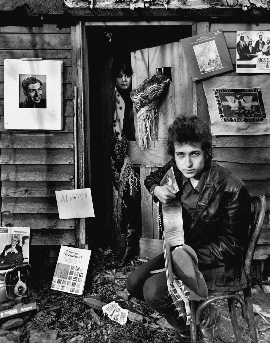 Bob Dylan and Sarah Dylan, Woodstock, New York, 1965, photographed by Daniel Kramer.