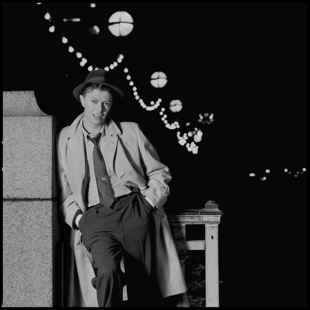 David Bowie, Absolute Beginners, London, 1986, photographed by Chalkie Davies.