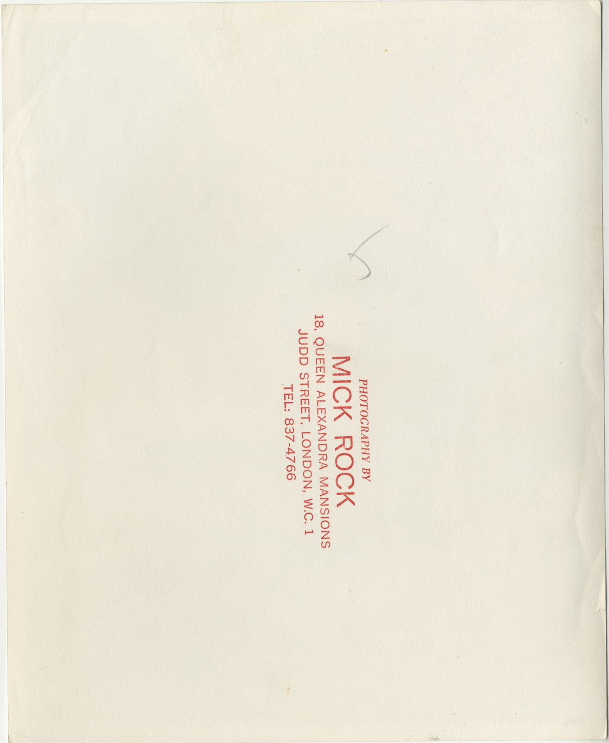 Verso of the David Bowie Chicago close-up vintage print, hand-annotated and stamped by Mick Rock.