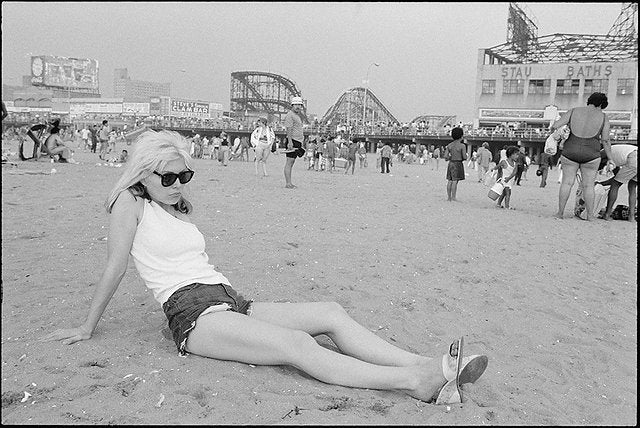 Debbie Harry, Coney Island, 1977, photographed by Roberta Bayley.