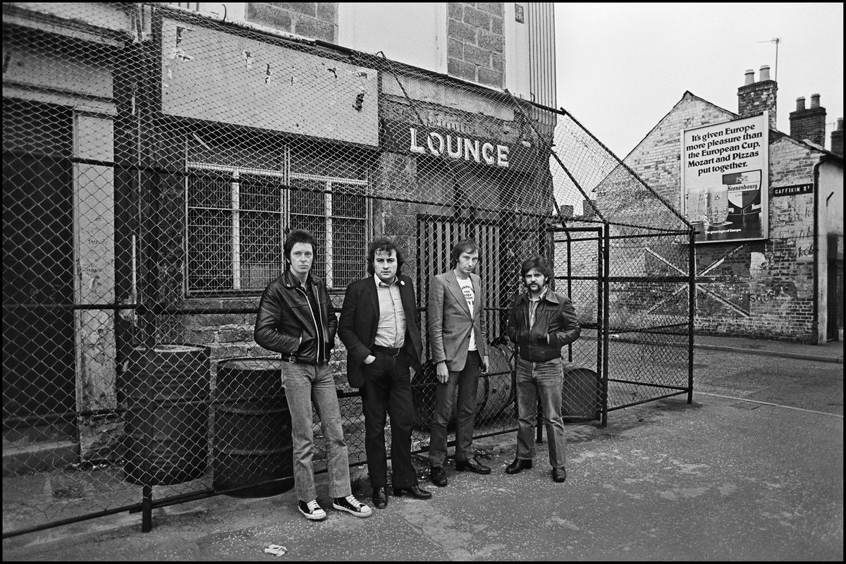 Dr Feelgood, Belfast, 1978, photographed by Chalkie Davies.