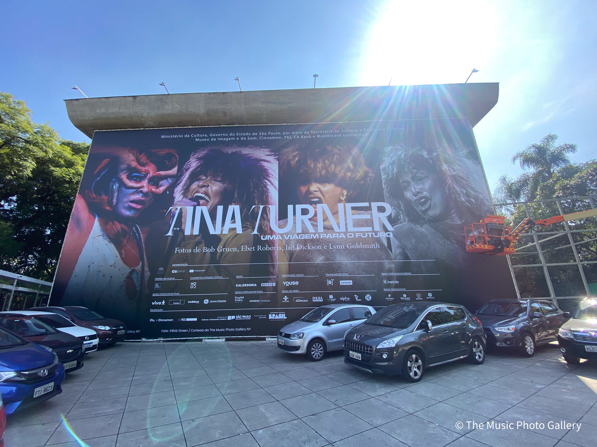 Large-scale exhibition mural on the facade of the Museum of Image and Sound (MIS), São Paulo, Brazil, for Tina Turner: A Journey to the Future.