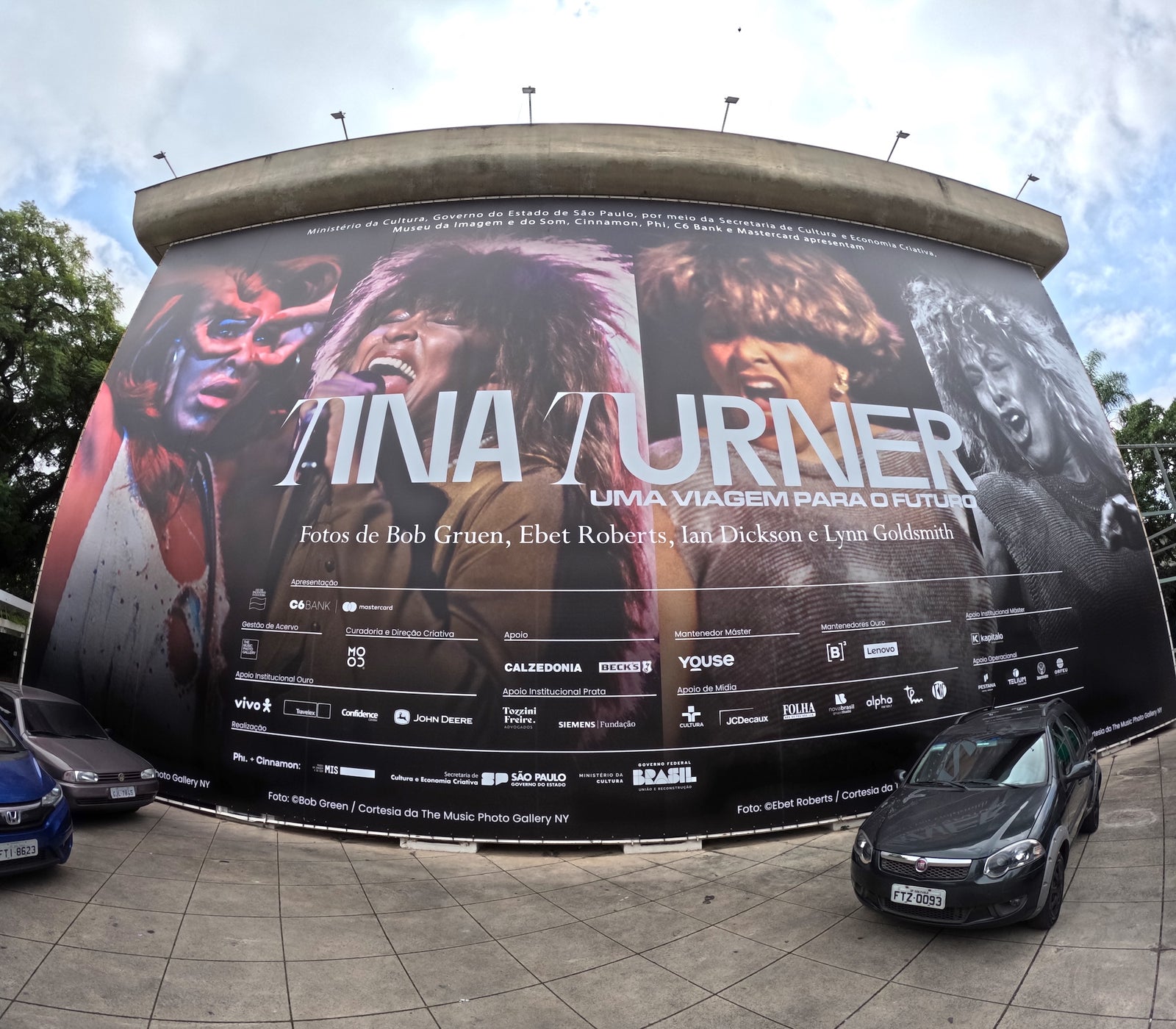 Exterior exhibition banner | Tina Turner: A Journey to the Future | Museum of Image and Sound (MIS), São Paulo, Brazil, 2023.